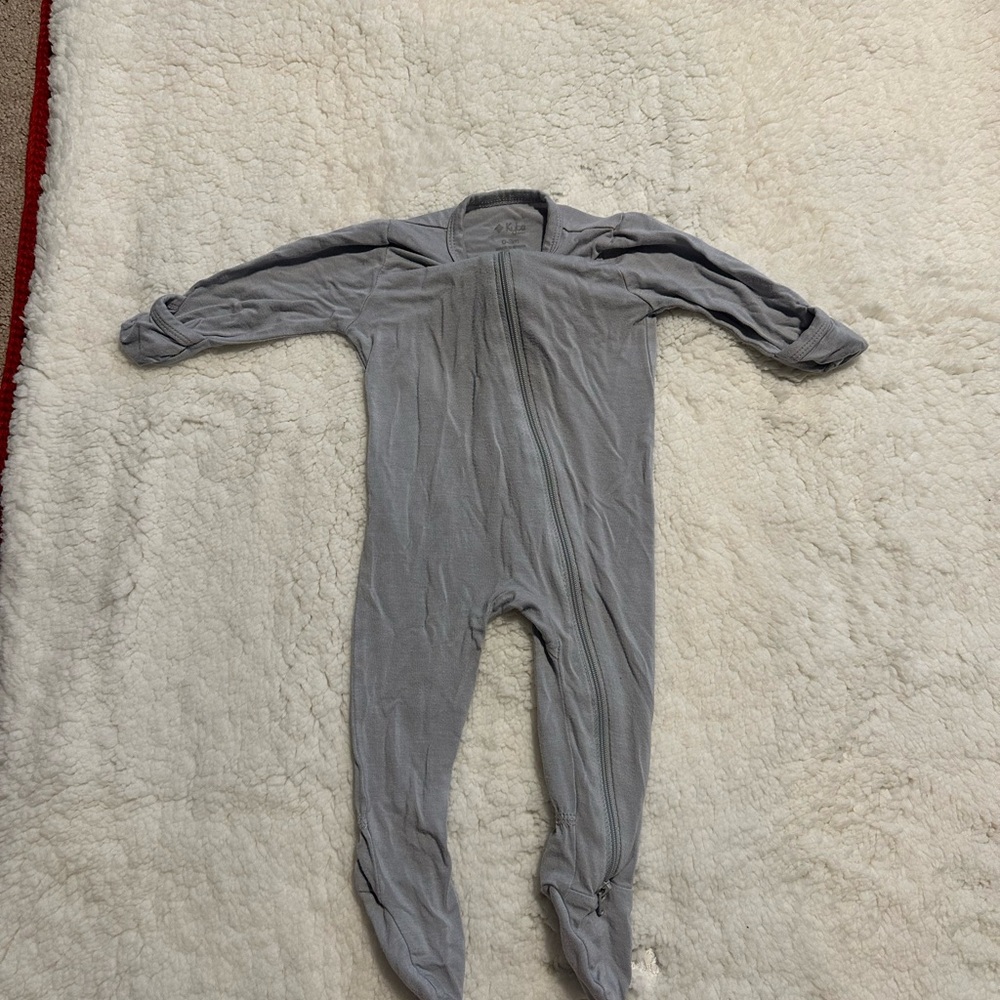 Kyte BABY Soft Gray Kids Footie